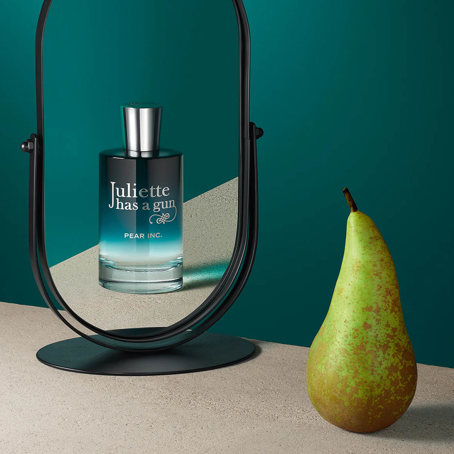 PEAR INC, JULIETTE HAS A GUN PERFUME